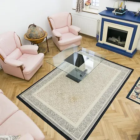 Zestrea Apartment